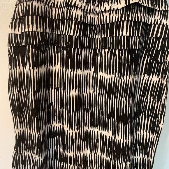 Ann Taylor Petites Ikat Black White Sleeveless Dress Womans Small - Picture 3 of 6